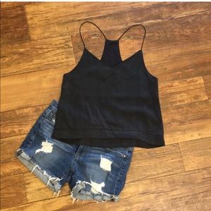 Lululemon wake and flow tank